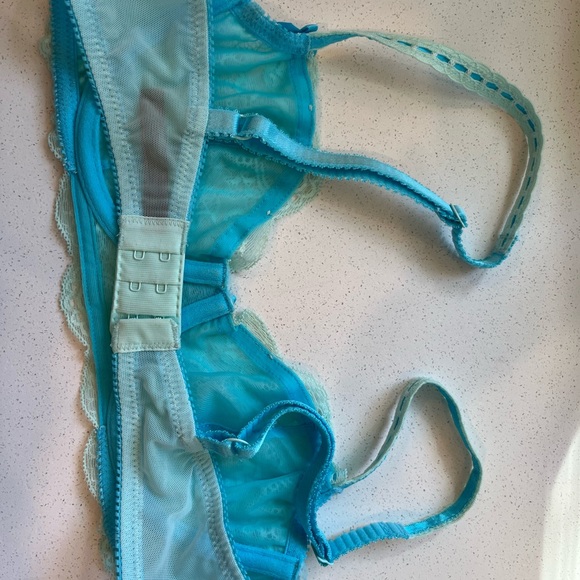 Adore me bra, 32b - Picture 3 of 5